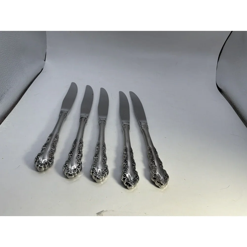 Oneida Shelley Stainless Steel Flatware 1 Knife Missing 31 Pieces 6 Piece Place‎
